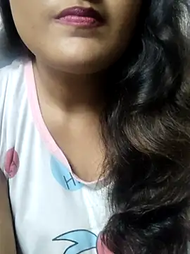 Snapshot of Cute_pinkii chatting on 14, 12, 2025 Cute pinkii online show from 14, 12, 2025