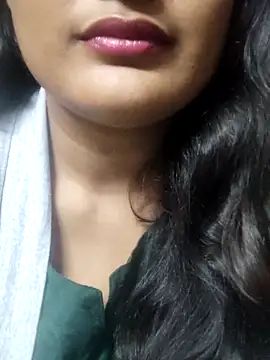 Snapshot of Cute_pinkii chatting on 21, 12, 2025 Cute pinkii online show from 21, 12, 2025