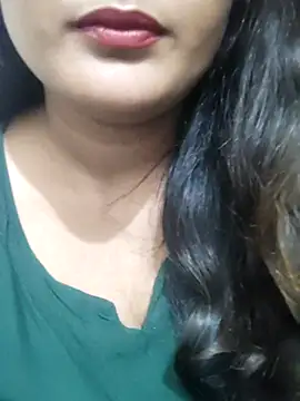 Snapshot of Cute_pinkii chatting on 8, 1, 2026 Cute pinkii online show from 8, 1, 2026