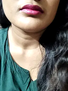 Snapshot of Cute_pinkii chatting on 23, 2, 2026 Cute pinkii online show from 23, 2, 2026