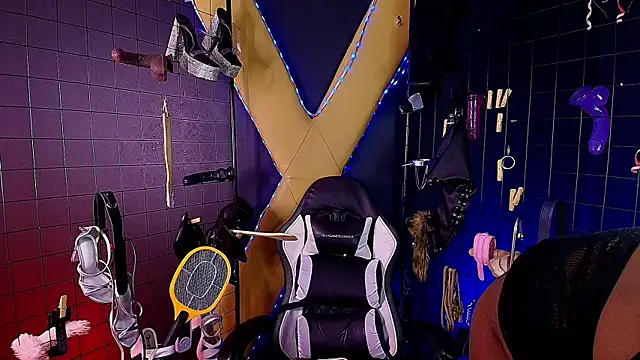 Snapshot of MrEbonybdsm chatting on 21, 3, 2026 MrEbonybdsm online show from 21, 3, 2026