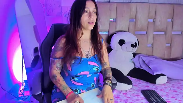 JulianaCarter online show from 16, 10, 2025