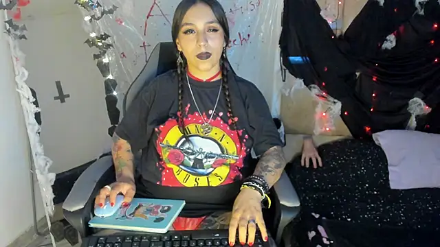 JulianaCarter online show from 20, 10, 2025