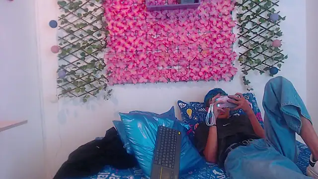 iam lukas   online show from 13, 9, 2025