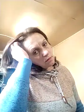 KimmyAghora online show from 2, 10, 2025