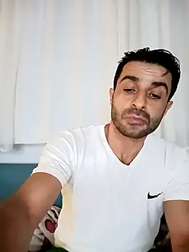 Snapshot of alex10alexx chatting on 11, 10, 2025 alex10alexx online show from 11, 10, 2025