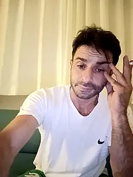 Snapshot of alex10alexx chatting on 13, 10, 2025 alex10alexx online show from 13, 10, 2025