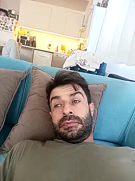 Snapshot of alex10alexx chatting on 20, 10, 2025 alex10alexx online show from 20, 10, 2025