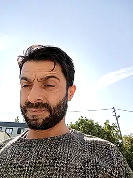 Snapshot of alex10alexx chatting on 30, 10, 2025 alex10alexx online show from 30, 10, 2025