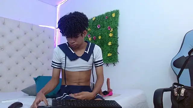 Snapshot of Ivone_Rose_ chatting on 19, 10, 2025 Ivone Rose online show from 19, 10, 2025