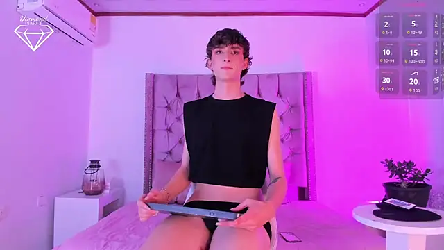 Snapshot of Diamond_Piarce chatting on 7, 2, 2026 Diamond Piarce online show from 7, 2, 2026