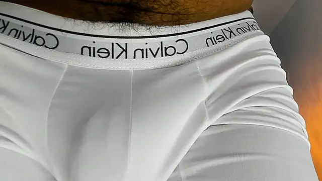 latinhotmuscle online show from 14, 4, 2026