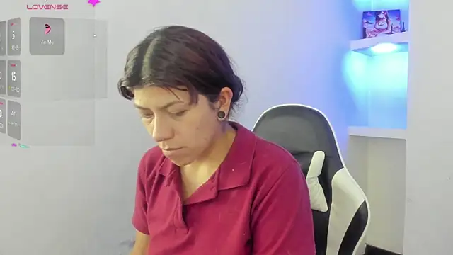 Raven Rouge  online show from 14, 3, 2026