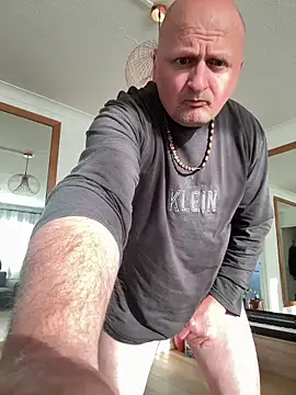Snapshot of Attila120 chatting on 10, 6, 2026 Attila120 online show from 10, 6, 2026