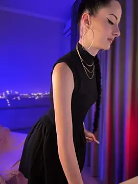 bigJuicyPussy online show from 5, 3, 2026