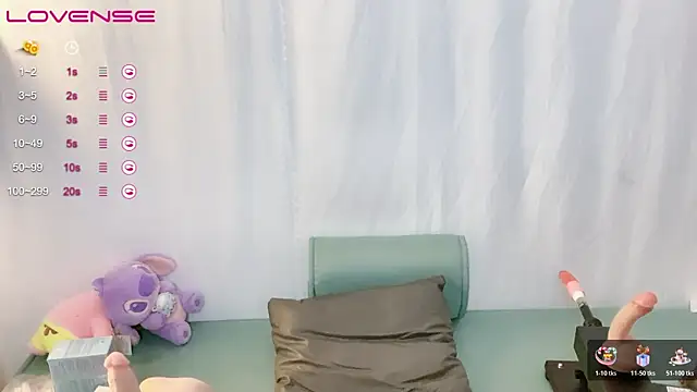 Snapshot of A_SR_001 chatting on 27, 10, 2025 A SR 001 online show from 27, 10, 2025