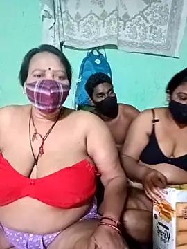 LoveOnStream online show from 8, 3, 2026