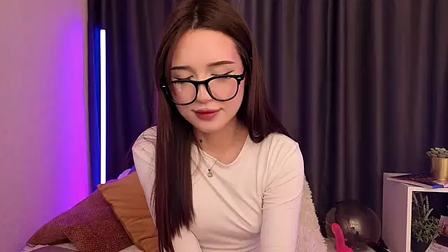 Snapshot of BlackEyesGirl chatting on 1, 4, 2026 BlackEyesGirl online show from 1, 4, 2026