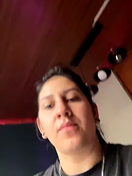 Snapshot of isa__vellum chatting on 16, 9, 2025 isa vellum online show from 16, 9, 2025