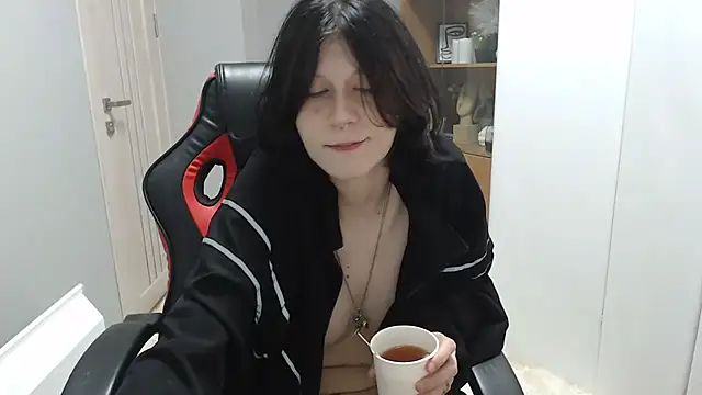 Snapshot of TinaQuiin chatting on 22, 9, 2025 TinaQuiin online show from 22, 9, 2025