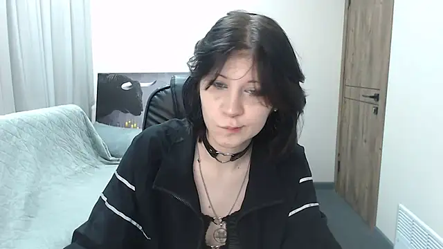 TinaQuiin online show from 5, 2, 2026