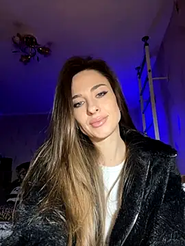 Snapshot of _shadylady_ chatting on 3, 10, 2025  shadylady  online show from 3, 10, 2025