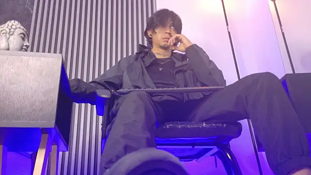 jett savage online show from 19, 12, 2025