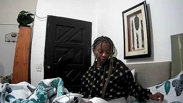 CandyNaynay online show from 26, 9, 2025