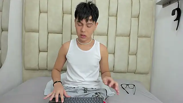 Snapshot of Felipe_Cold chatting on 11, 9, 2025 Felipe Cold online show from 11, 9, 2025