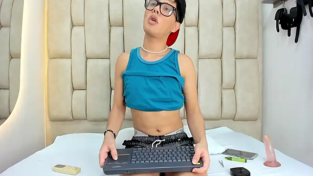 Snapshot of Felipe_Cold chatting on 15, 10, 2025 Felipe Cold online show from 15, 10, 2025