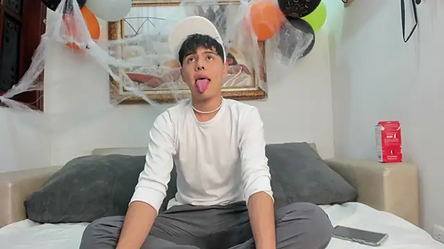 Snapshot of Felipe_Cold chatting on 26, 10, 2025 Felipe Cold online show from 26, 10, 2025