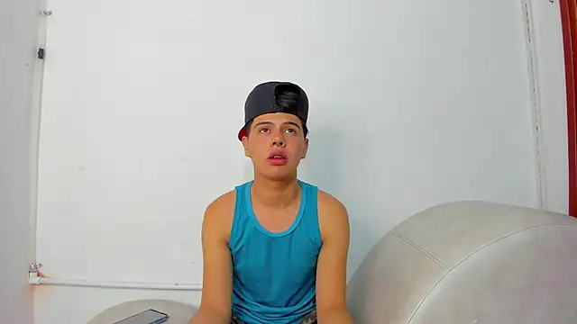 Snapshot of Felipe_Cold chatting on 2, 11, 2025 Felipe Cold online show from 2, 11, 2025