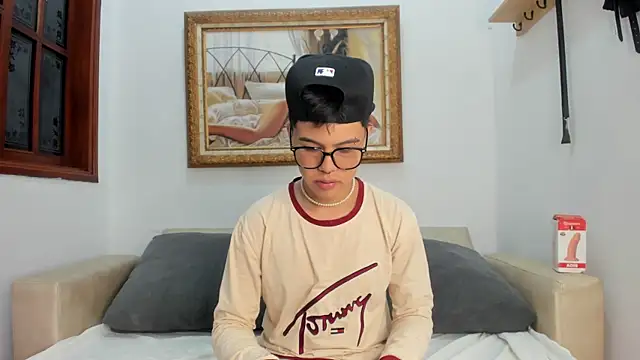 Snapshot of Felipe_Cold chatting on 14, 11, 2025 Felipe Cold online show from 14, 11, 2025