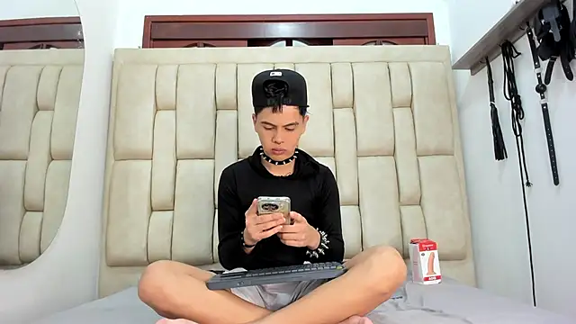 Snapshot of Felipe_Cold chatting on 15, 11, 2025 Felipe Cold online show from 15, 11, 2025