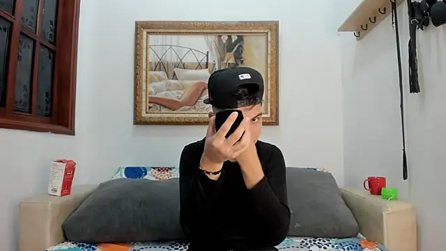 Snapshot of Felipe_Cold chatting on 4, 12, 2025 Felipe Cold online show from 4, 12, 2025