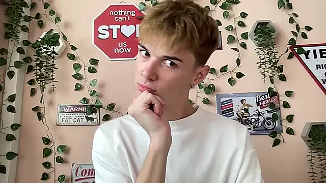 Milk Guy online show from 18, 9, 2025