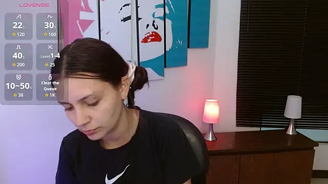 AlanaGarcia19 online show from 21, 10, 2025