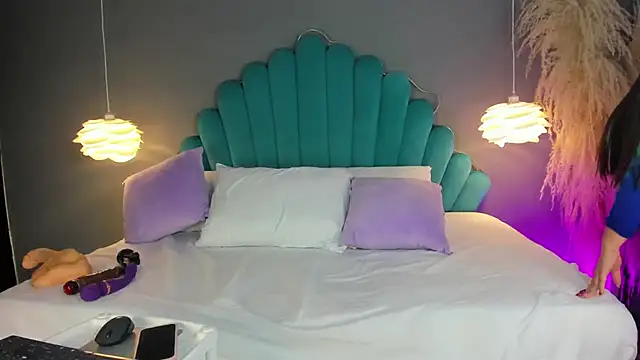 SweetAnngell online show from 28, 9, 2025