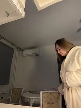 DeniMilkyyyyy online show from 19, 11, 2025