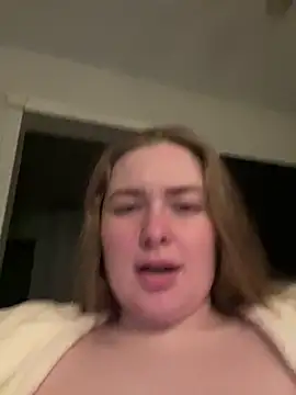 Snapshot of DeniMilkyyyyy chatting on 23, 2, 2026 DeniMilkyyyyy online show from 23, 2, 2026