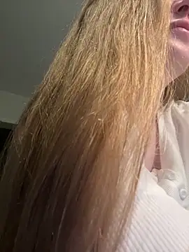 Snapshot of DeniMilkyyyyy chatting on 10, 3, 2026 DeniMilkyyyyy online show from 10, 3, 2026