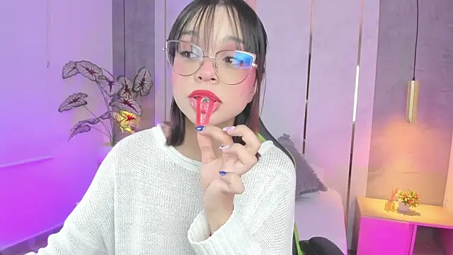 Clara Luu online show from 22, 5, 2026