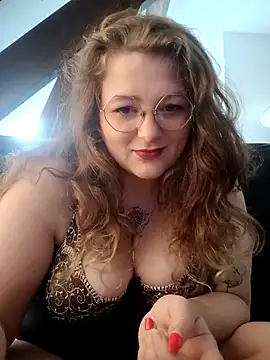 LilouCuriosity online show from 29, 10, 2025