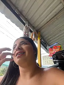 Isaa-Sweet online show from 24, 2, 2026