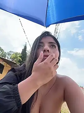 Isaa-Sweet online show from 23, 3, 2026