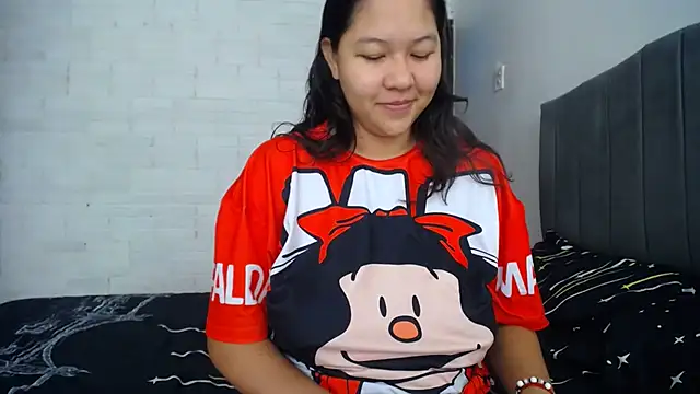 Naia Stant online show from 20, 9, 2025