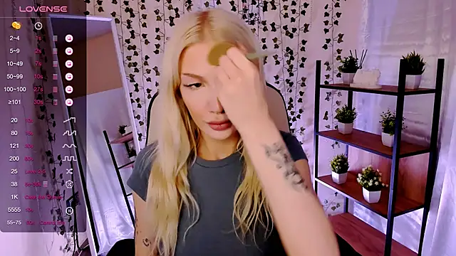 AnyaTaylor  online show from 6, 5, 2026