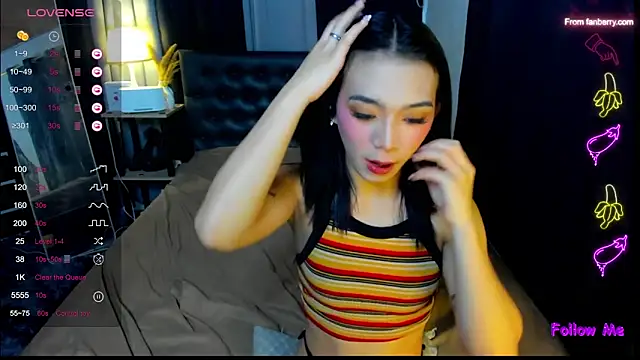 bellamoonlightX online show from 8, 5, 2026