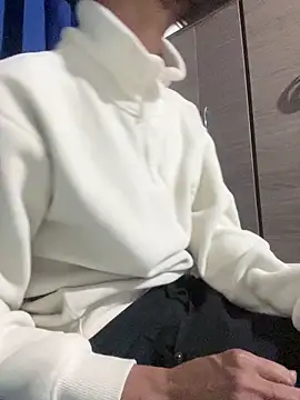 Snapshot of leinad_or97 chatting on 8, 2, 2026 leinad or97 online show from 8, 2, 2026