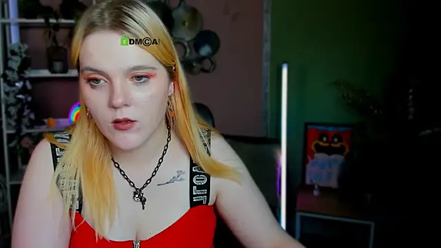 Snapshot of viola_moor chatting on 26, 9, 2025 viola moor online show from 26, 9, 2025